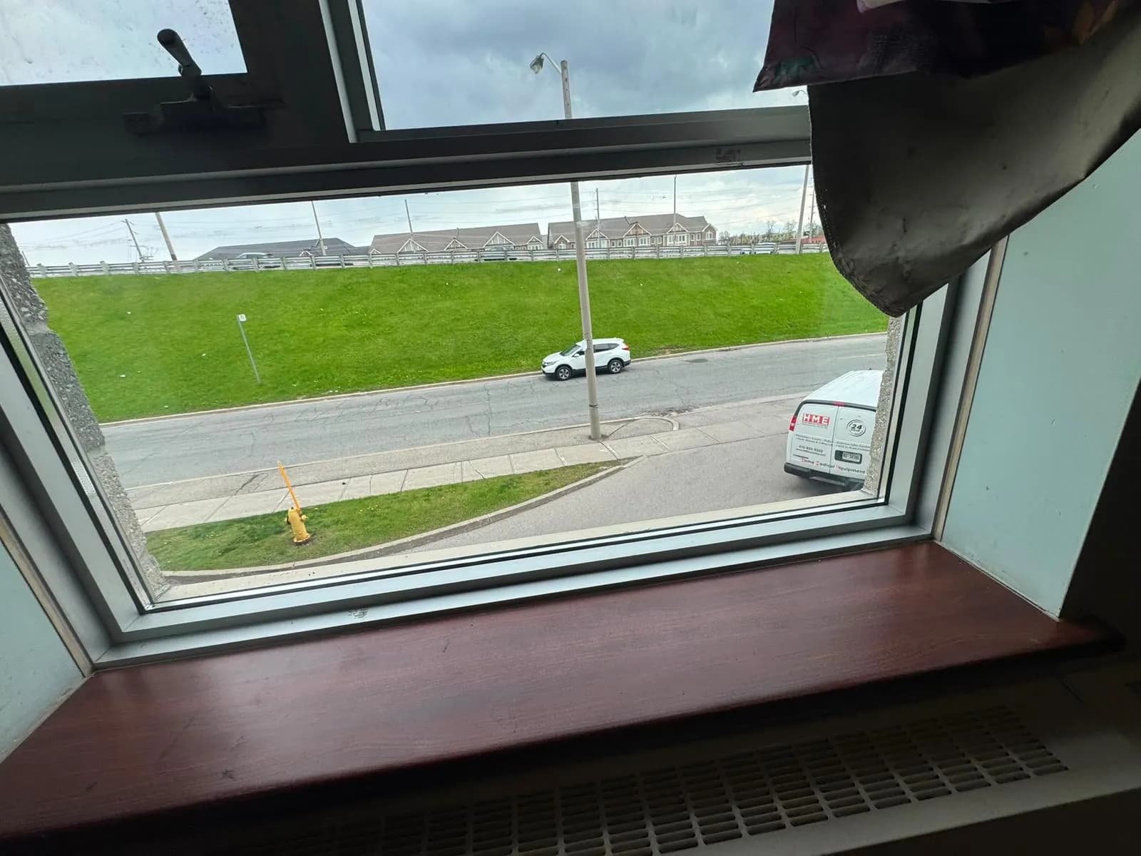 Completed fixed commercial window replacement in Mississauga